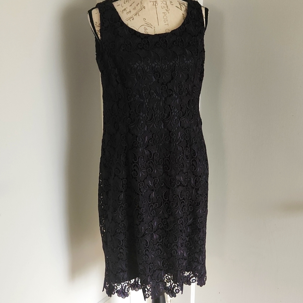 TAHARI  Lace Dark Blue size 14